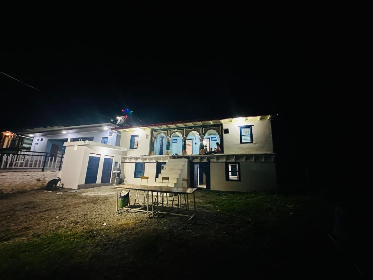 Deodar Village Homestay Devalsari Mussoorie Eksteriør billede